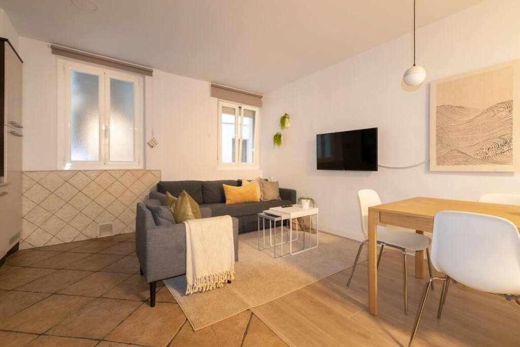 Sf21 Apartamento Para 7 Personas En El Centro De Pampelune Extérieur photo